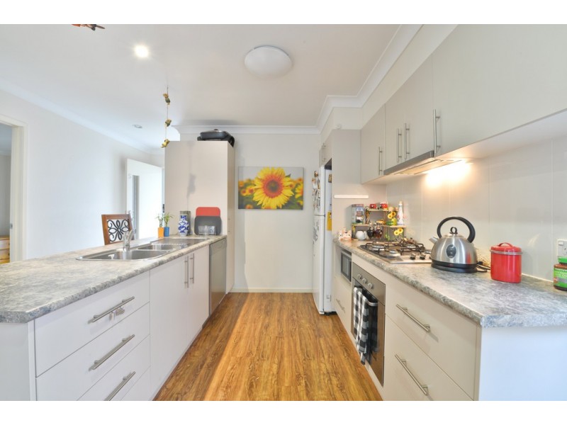 5 Anchor Rise, Springfield Lakes QLD 4300