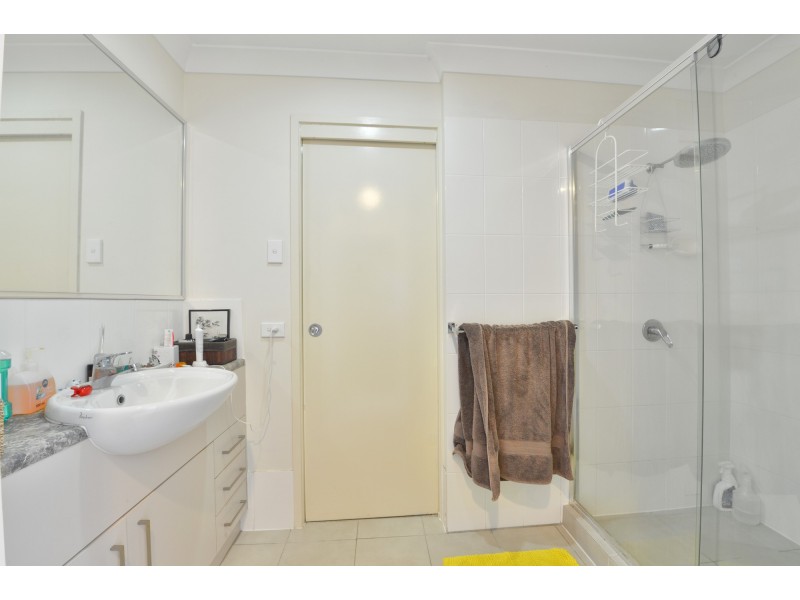 5 Anchor Rise, Springfield Lakes QLD 4300