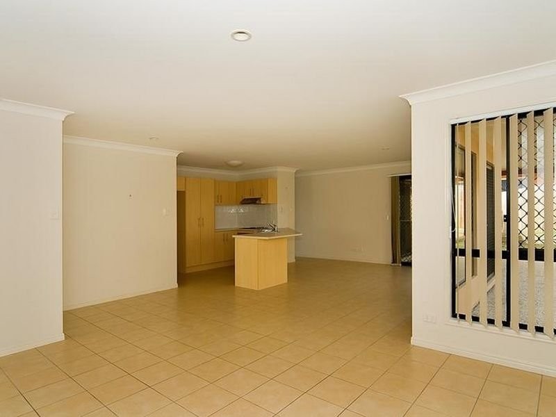 11 Jasper Way, Springfield QLD 4300