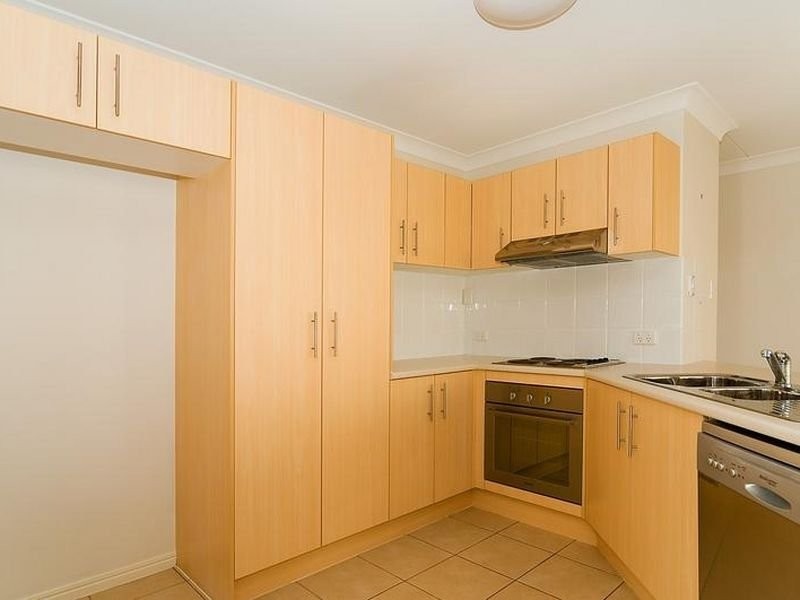 11 Jasper Way, Springfield QLD 4300