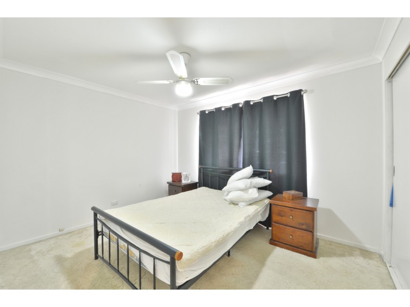 1 Lambrook Court, Camira QLD 4300