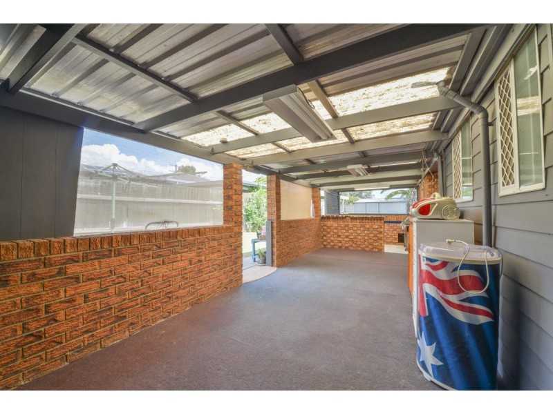 1 Lambrook Court, Camira QLD 4300
