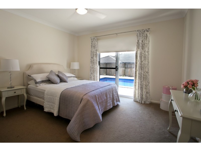 38 Tea Trees Ave, Springfield Lakes QLD 4300