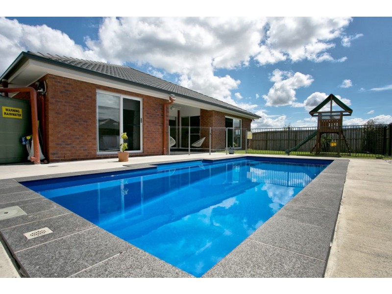 38 Tea Trees Ave, Springfield Lakes QLD 4300