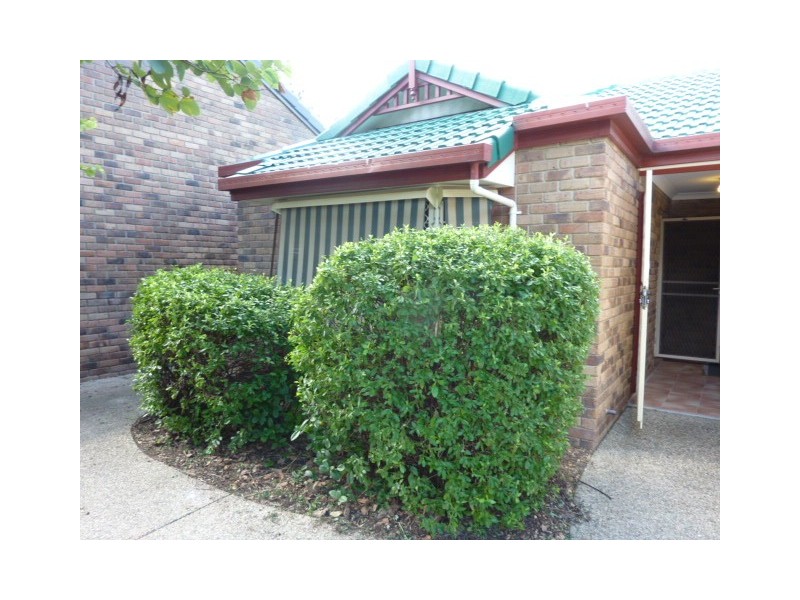 4 Amara Cres, Forest Lake QLD 4078