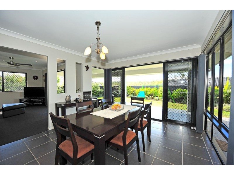 28 Riverside Drive, Springfield Lakes QLD 4300