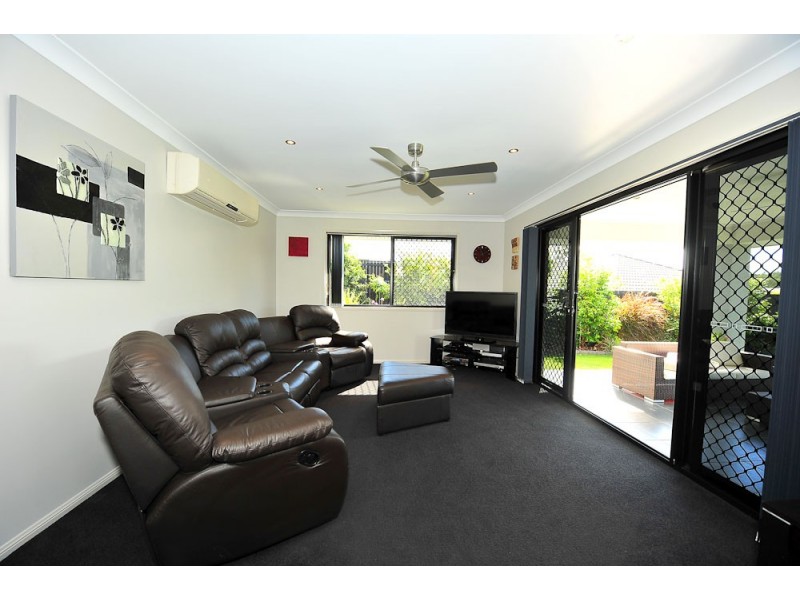 28 Riverside Drive, Springfield Lakes QLD 4300