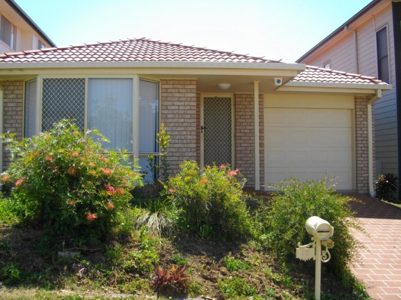 17 Shearwater Terrace, Springfield Lakes QLD 4300