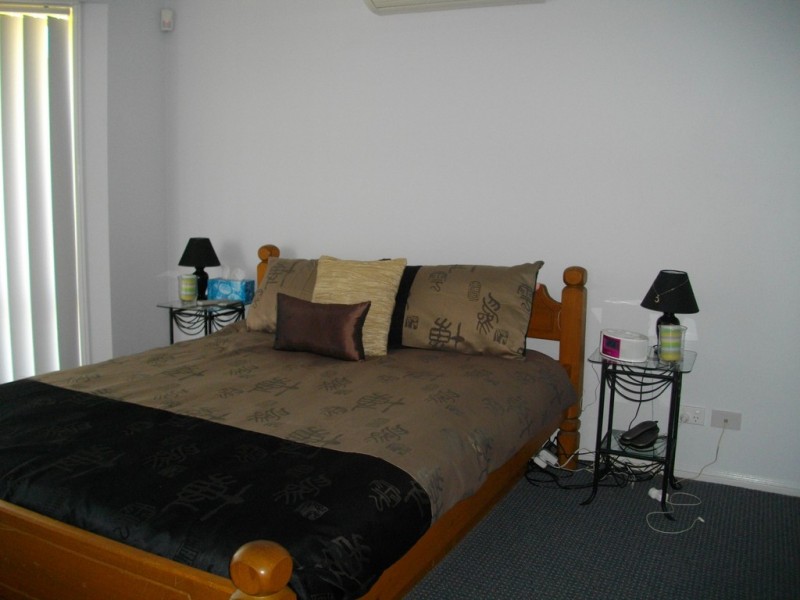 17 Shearwater Terrace, Springfield Lakes QLD 4300