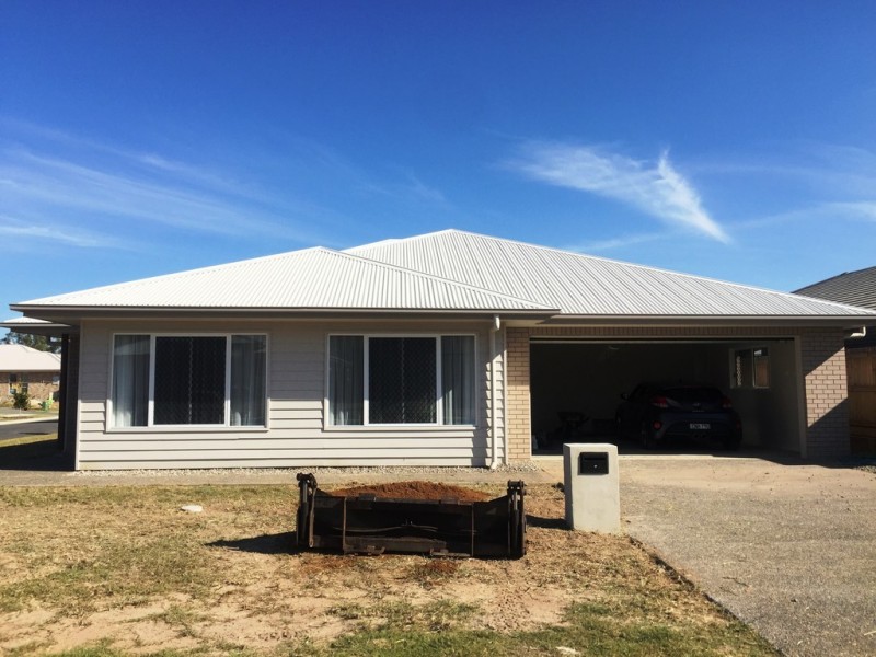 35 Water Fern Way, Ripley QLD 4306
