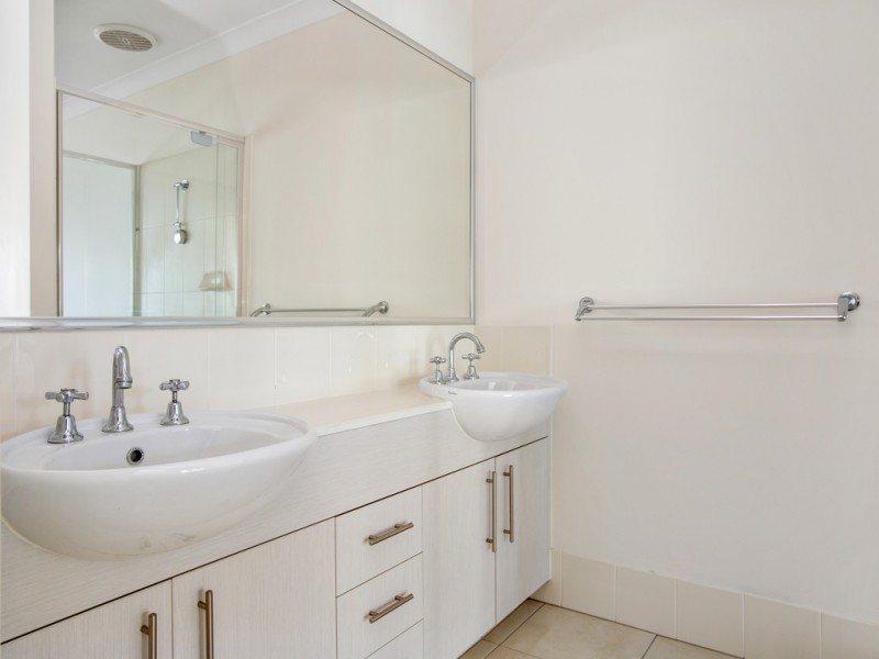140 Grande Avenue, Springfield Lakes QLD 4300