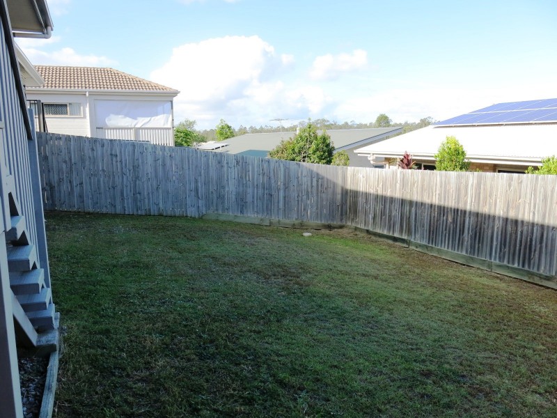 76 Park Edge Drive, Springfield Lakes QLD 4300