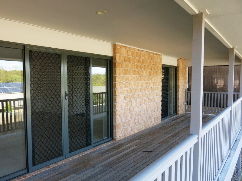 76 Park Edge Drive, Springfield Lakes QLD 4300