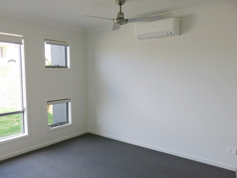 19 Joseba Place, Springfield Lakes QLD 4300