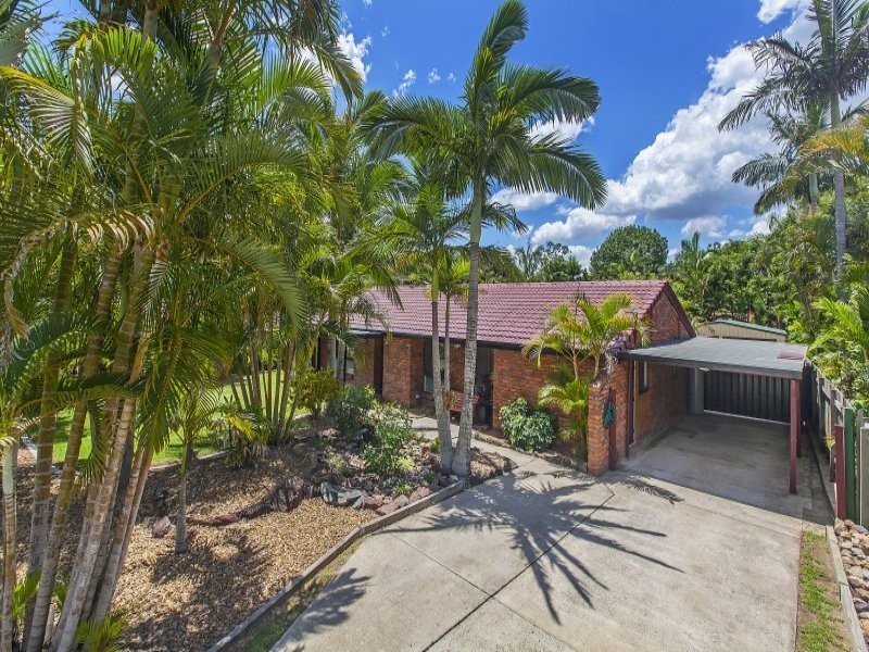 8 Wilson Drive, Camira QLD 4300