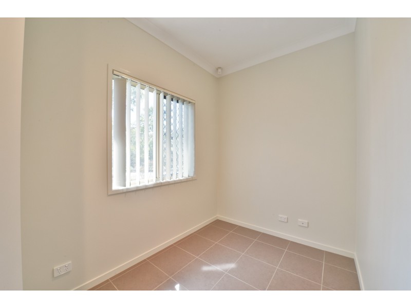 3 Jarrah Place, Springfield Lakes QLD 4300