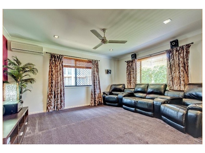 28 Shearwater Terrace, Springfield Lakes QLD 4300