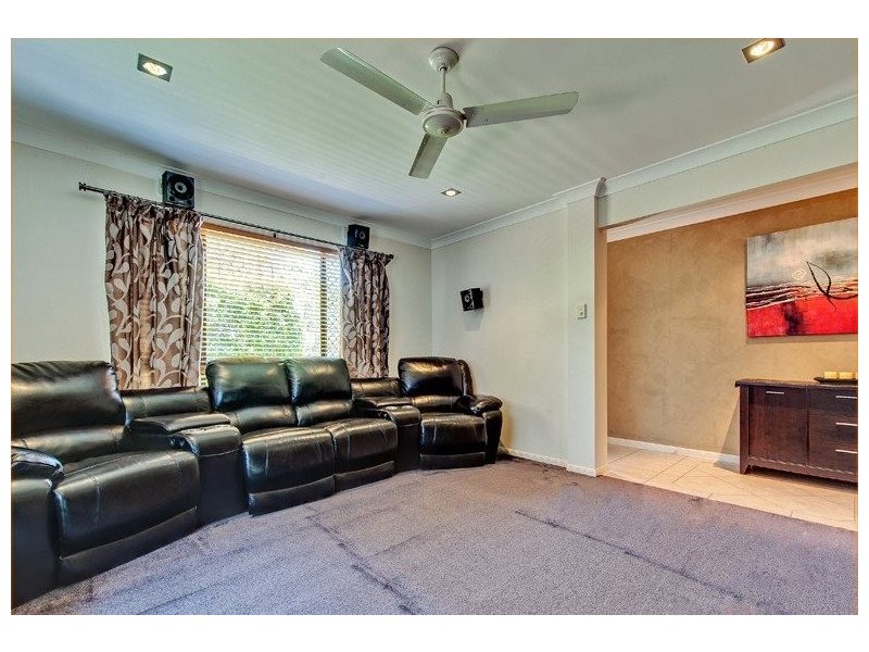 28 Shearwater Terrace, Springfield Lakes QLD 4300