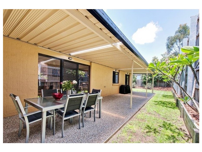 28 Shearwater Terrace, Springfield Lakes QLD 4300