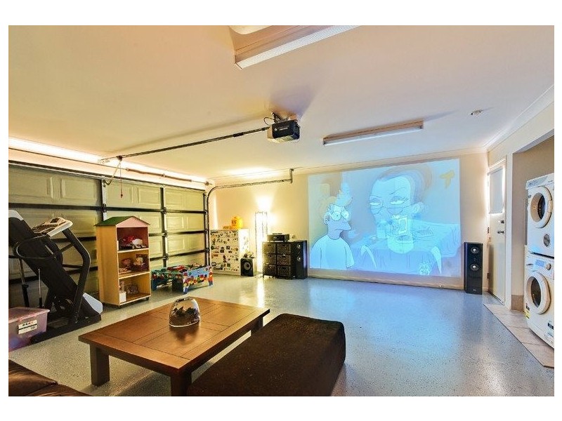 28 Shearwater Terrace, Springfield Lakes QLD 4300