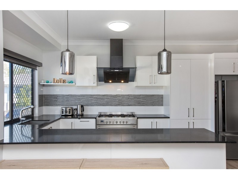 19 Opperman Drive, Springfield Lakes QLD 4300