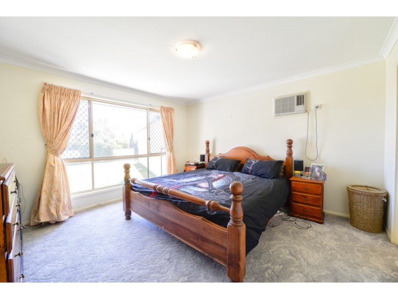 10 High Peak Crescent, Springfield QLD 4300