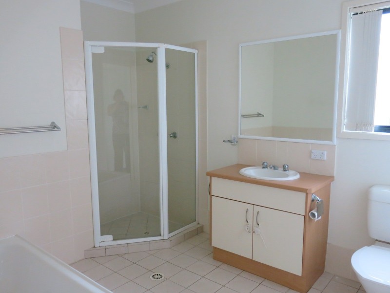 4 Danaid Street, Springfield Lakes QLD 4300