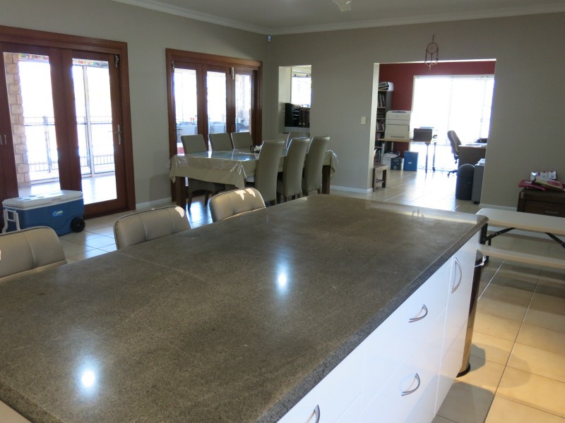 12 Chateau Street, Springfield Lakes QLD 4300