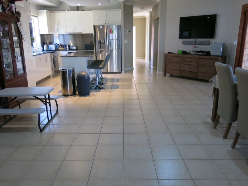12 Chateau Street, Springfield Lakes QLD 4300