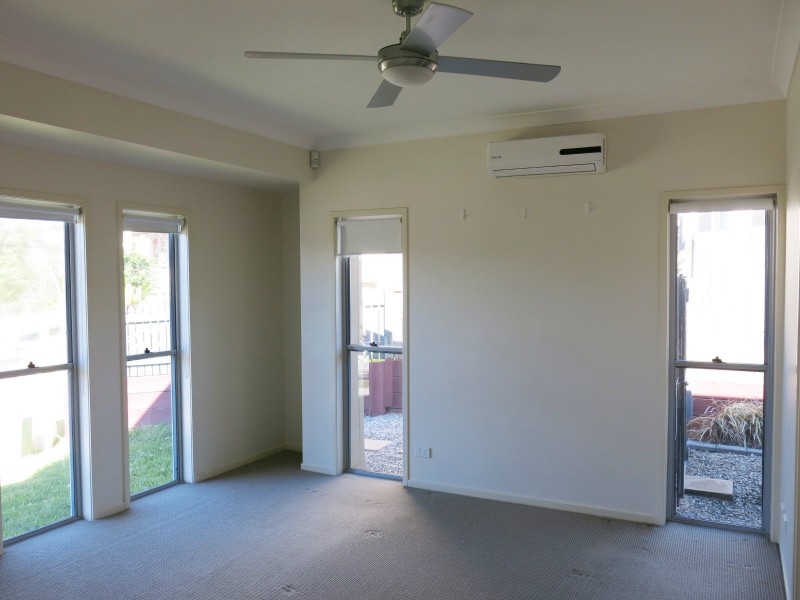 5 Kondalilla Crescent, Springfield Lakes QLD 4300