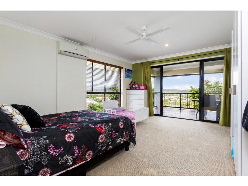 8 Greenwood Street, Springfield Lakes QLD 4300