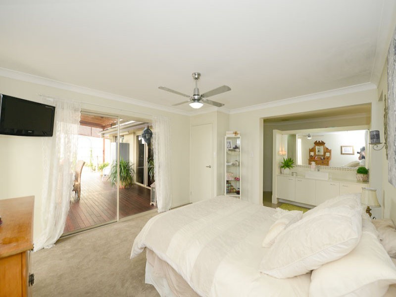 4 O’Donnell Street, Augustine Heights QLD 4300