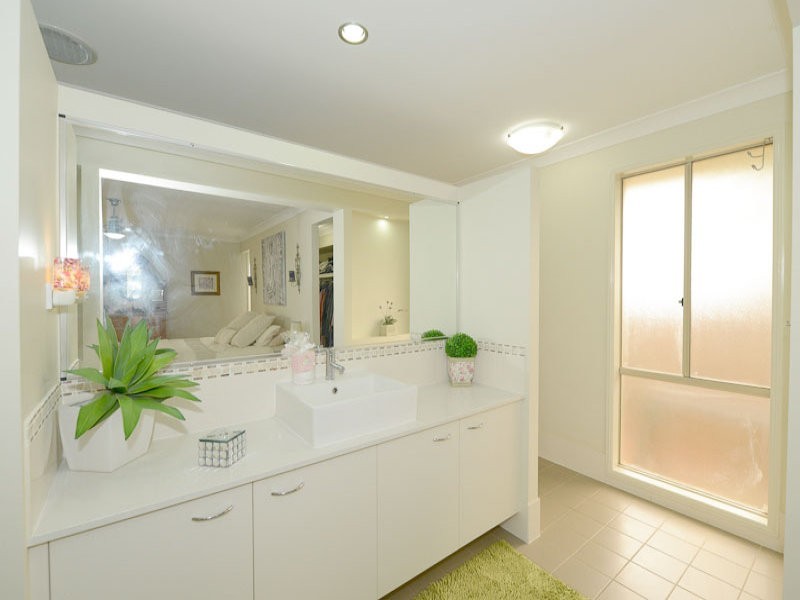 4 O’Donnell Street, Augustine Heights QLD 4300