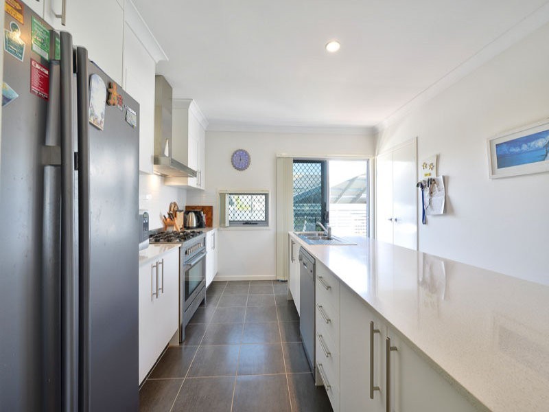 82 Grande Avenue, Springfield Lakes QLD 4300