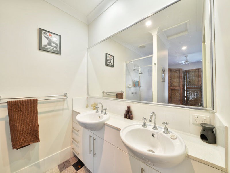 82 Grande Avenue, Springfield Lakes QLD 4300