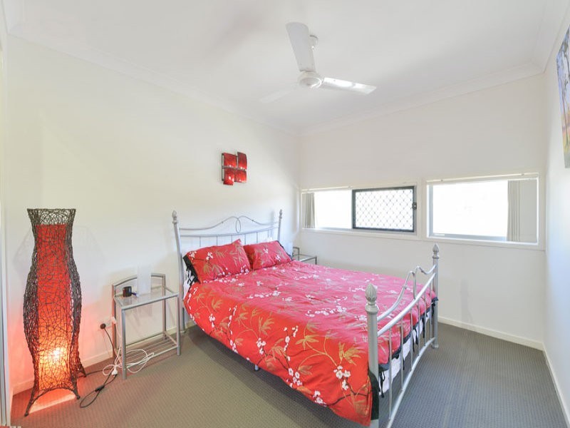 82 Grande Avenue, Springfield Lakes QLD 4300