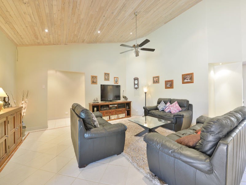 85 Honeyeater Drive, Greenbank QLD 4124