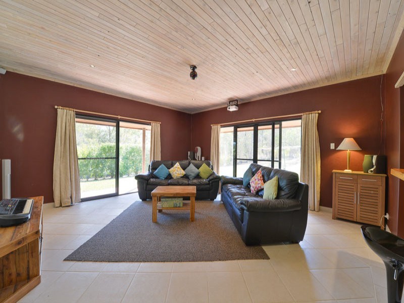 85 Honeyeater Drive, Greenbank QLD 4124