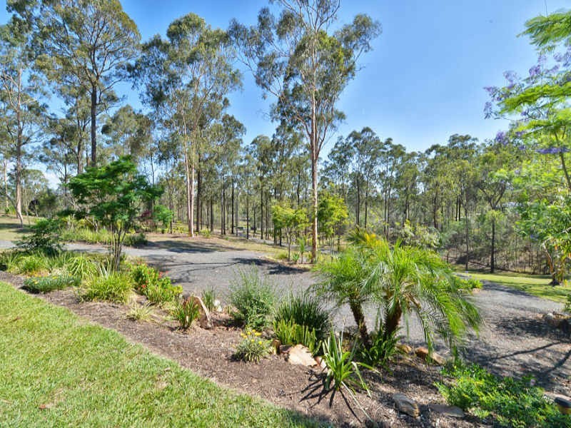 85 Honeyeater Drive, Greenbank QLD 4124