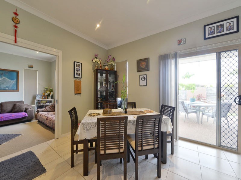 230 Lakeside Avenue, Springfield Lakes QLD 4300