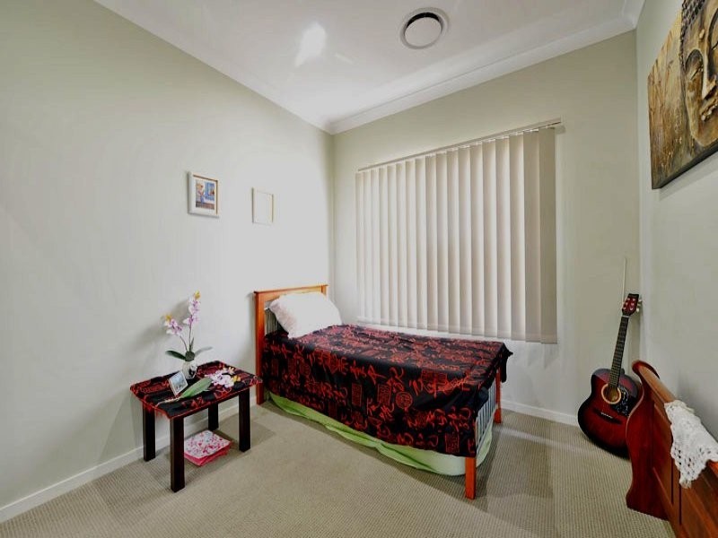 230 Lakeside Avenue, Springfield Lakes QLD 4300