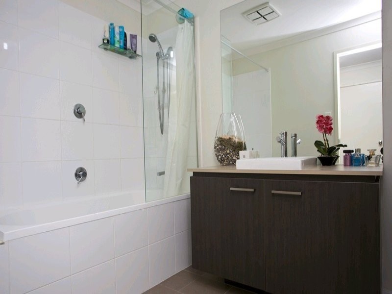 13 Carnarvon Avenue, Springfield Lakes QLD 4300