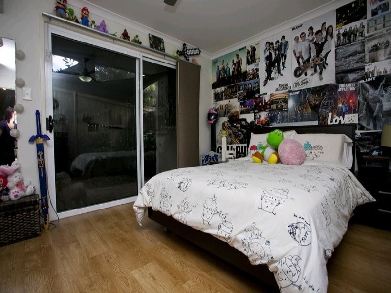 13 Carnarvon Avenue, Springfield Lakes QLD 4300