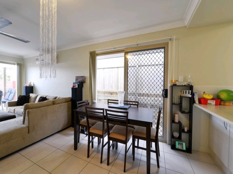 8 Talisker Street, Springfield Lakes QLD 4300