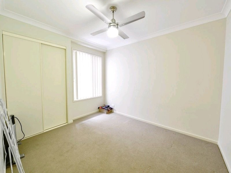 8 Talisker Street, Springfield Lakes QLD 4300