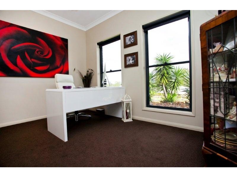 119 Spinebill Drive, Greenbank QLD 4124