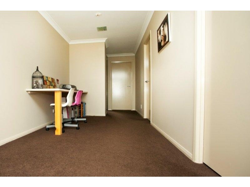 119 Spinebill Drive, Greenbank QLD 4124