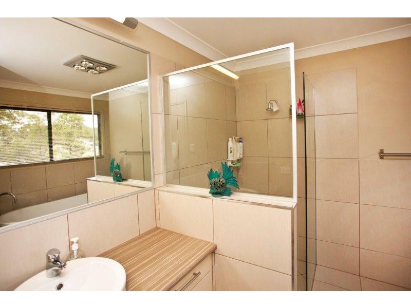 119 Spinebill Drive, Greenbank QLD 4124