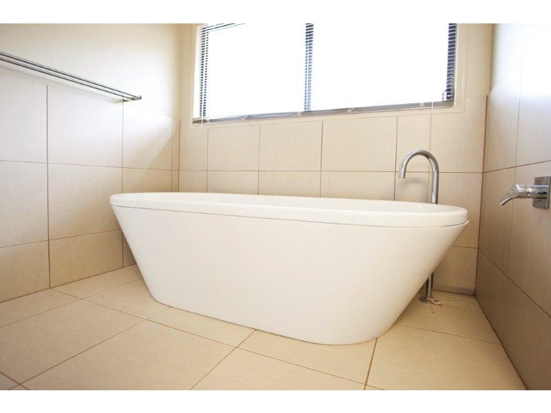 119 Spinebill Drive, Greenbank QLD 4124