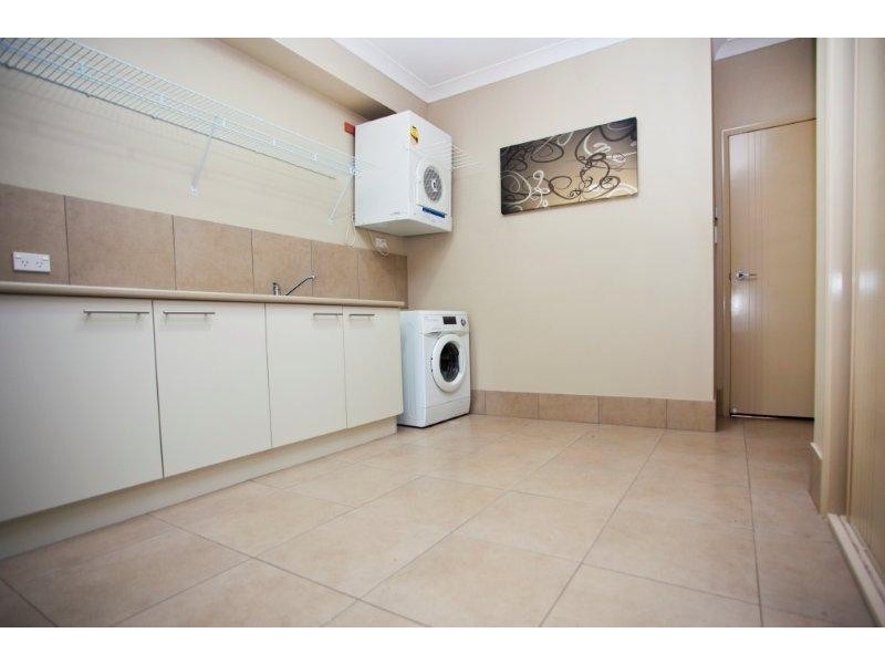 119 Spinebill Drive, Greenbank QLD 4124